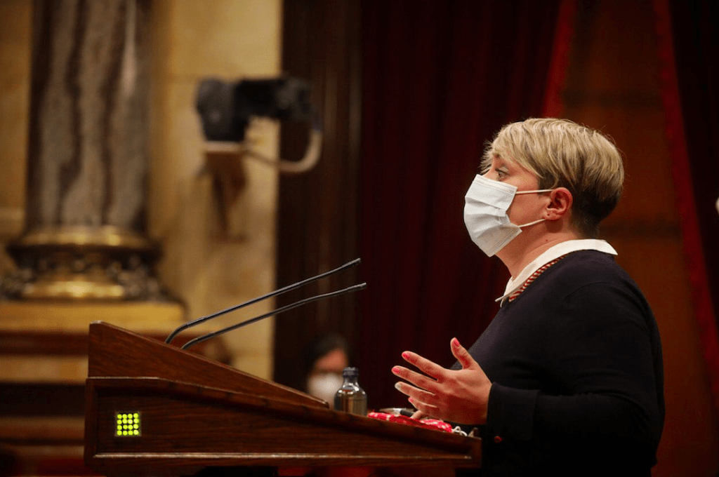 NOEMI-DE-LA-CALLE-PARLAMENT