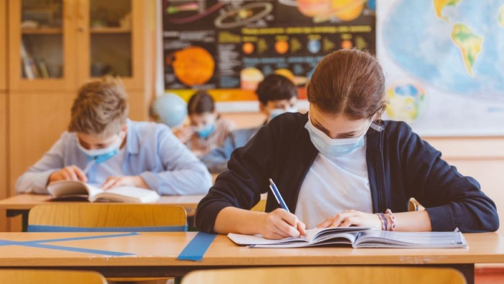 masque-obligatoire-charge-parents PORTADA