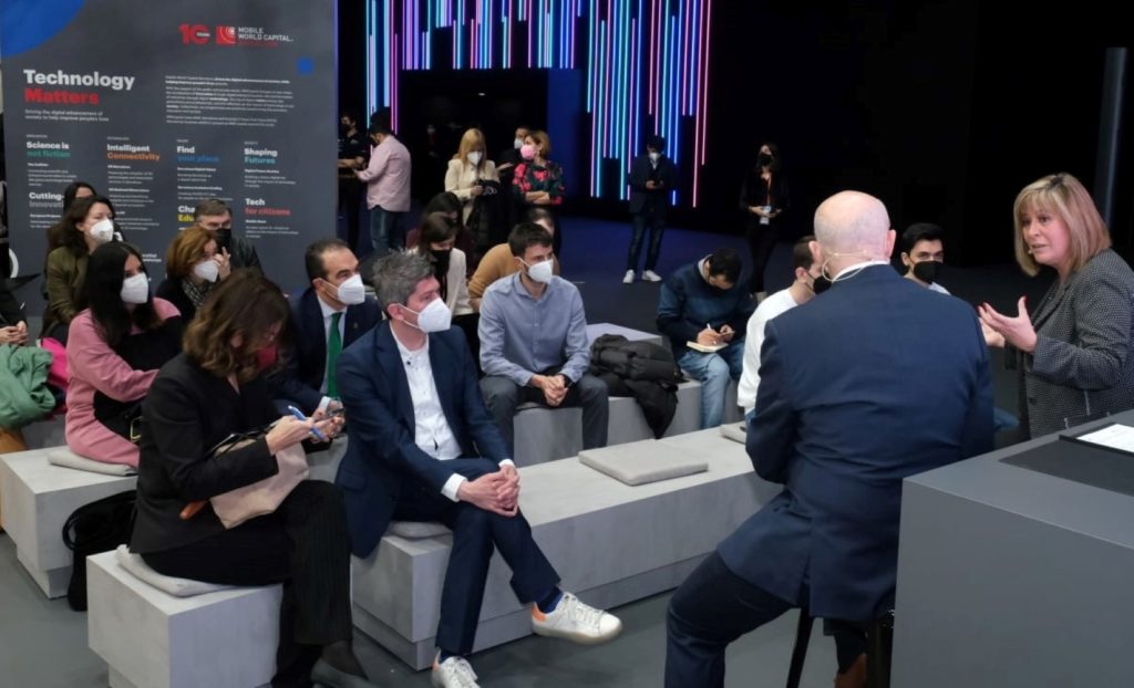 BRECHA PORTADA (2) 1600-100