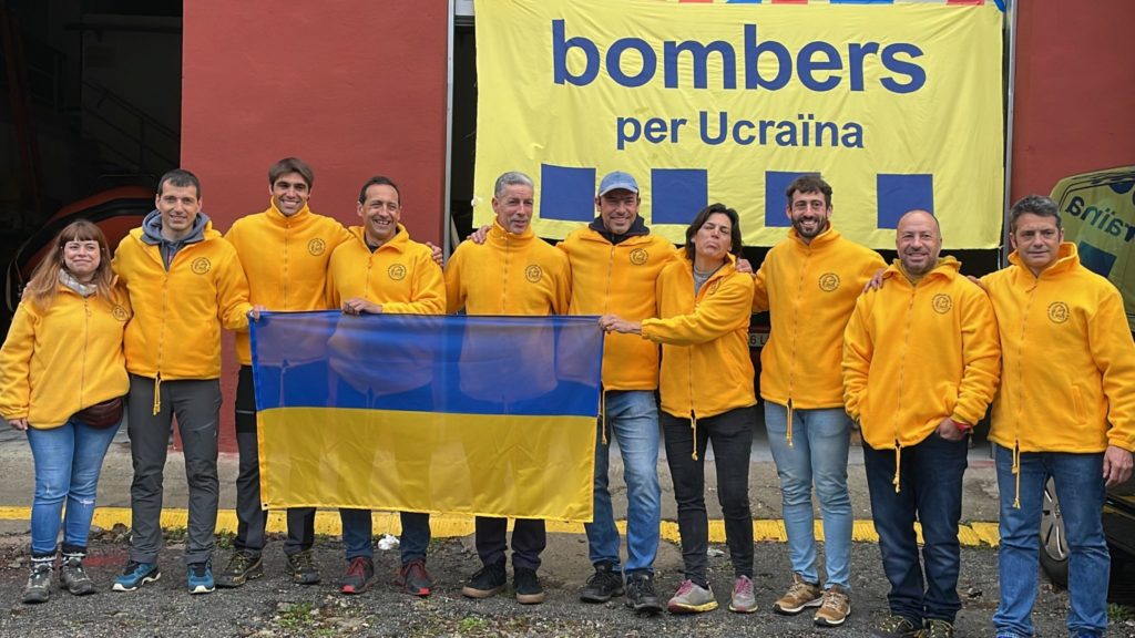 BOMBERS UCRANIA PORTADA COC