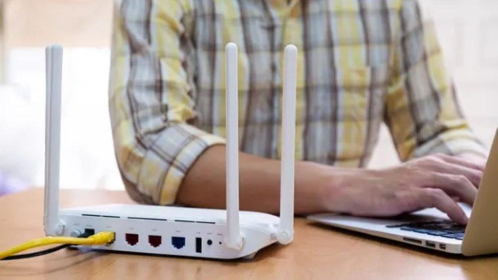ROUTER