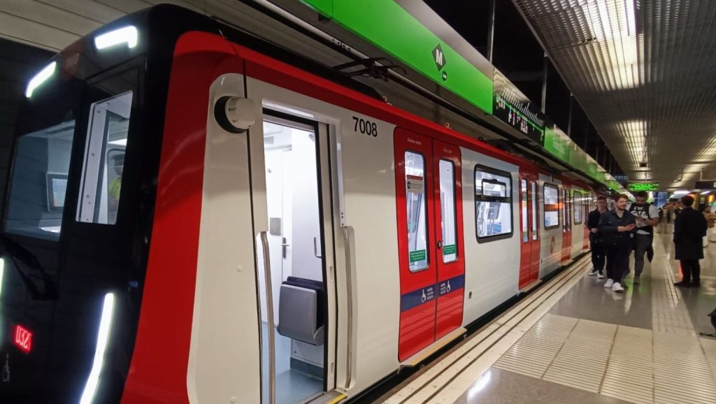 nous-trens-linia3-130323