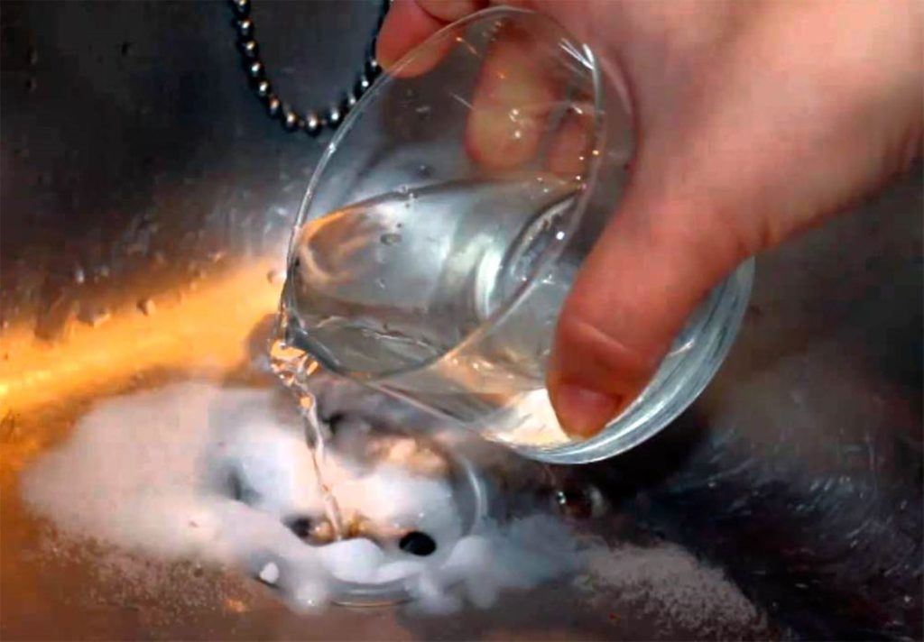 remedios-caseros-desatascar-tuberias