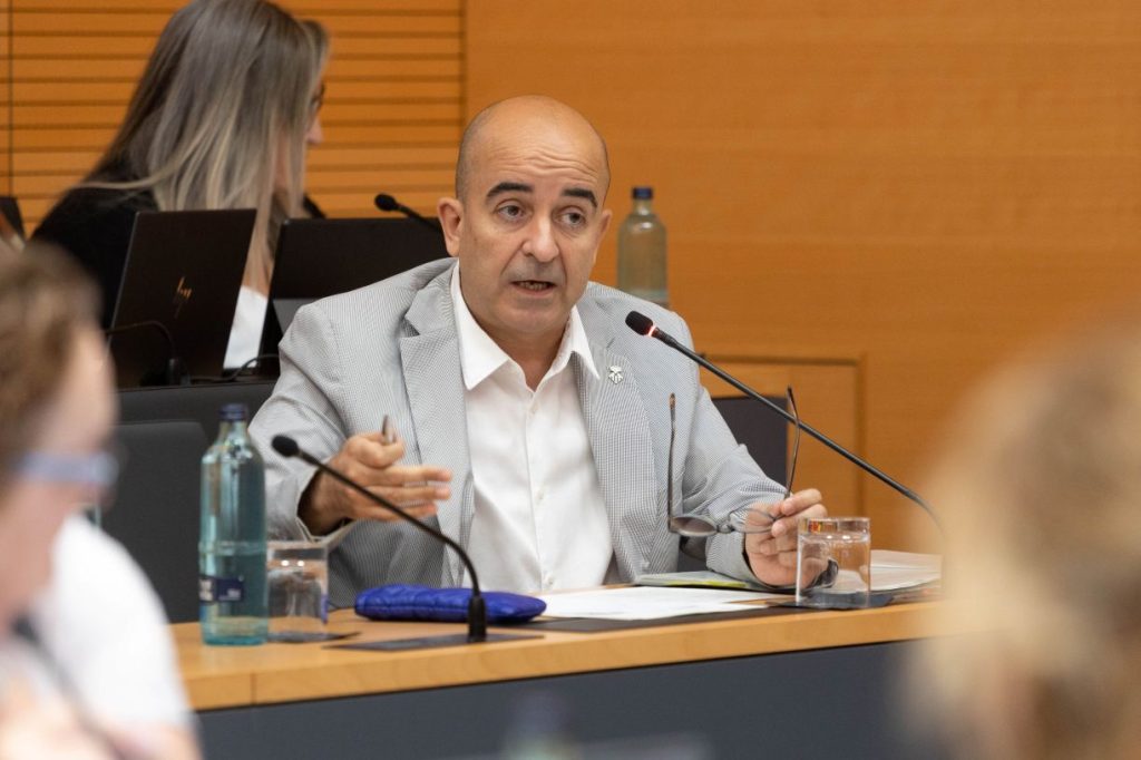 Husillos per entrevista