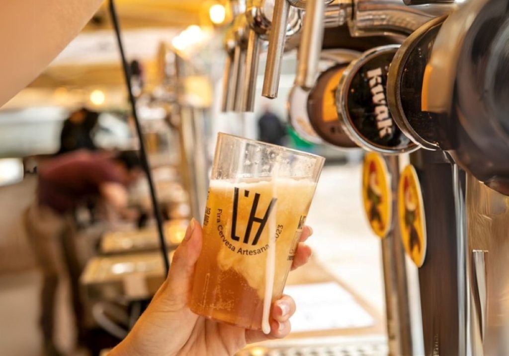 024a0344-f929-3b49-9183-9308dbed55f9