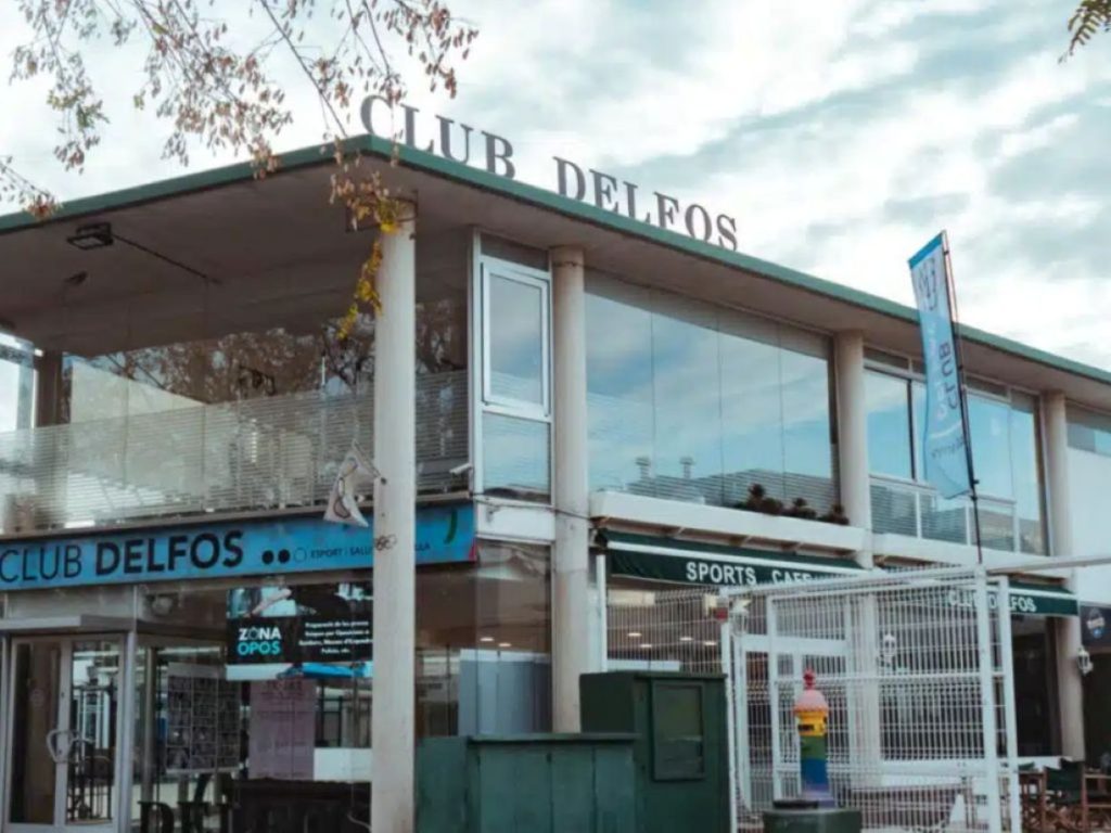 CLUB DELFOS