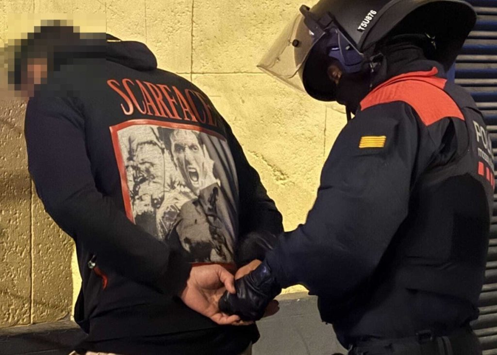 ENMANILLAMENT PIXELAT BONA