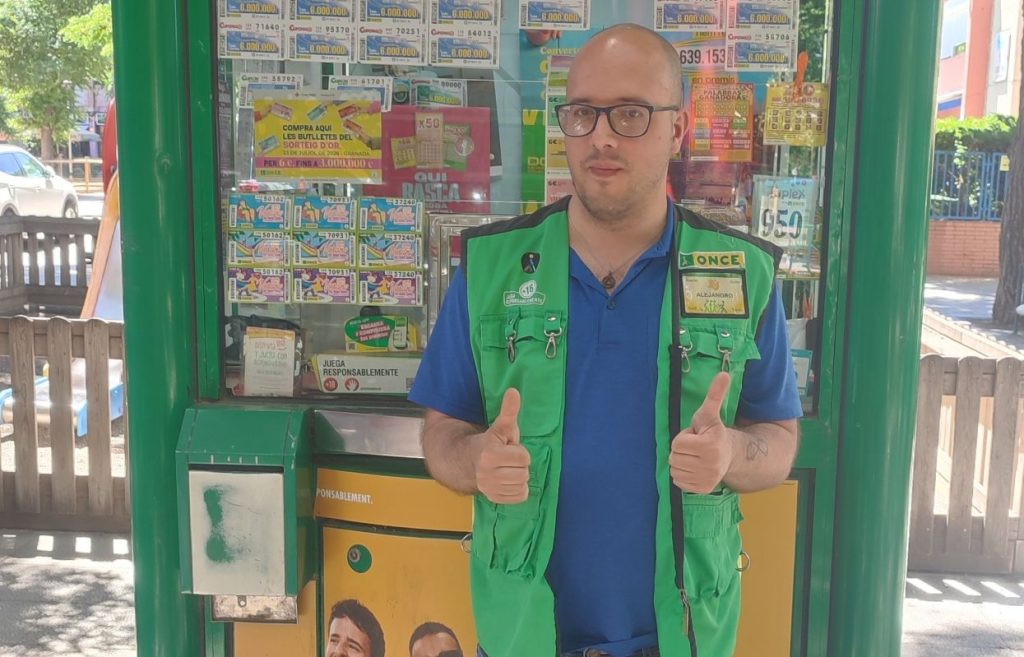 VENDEDOR PORTADA CORRECTE